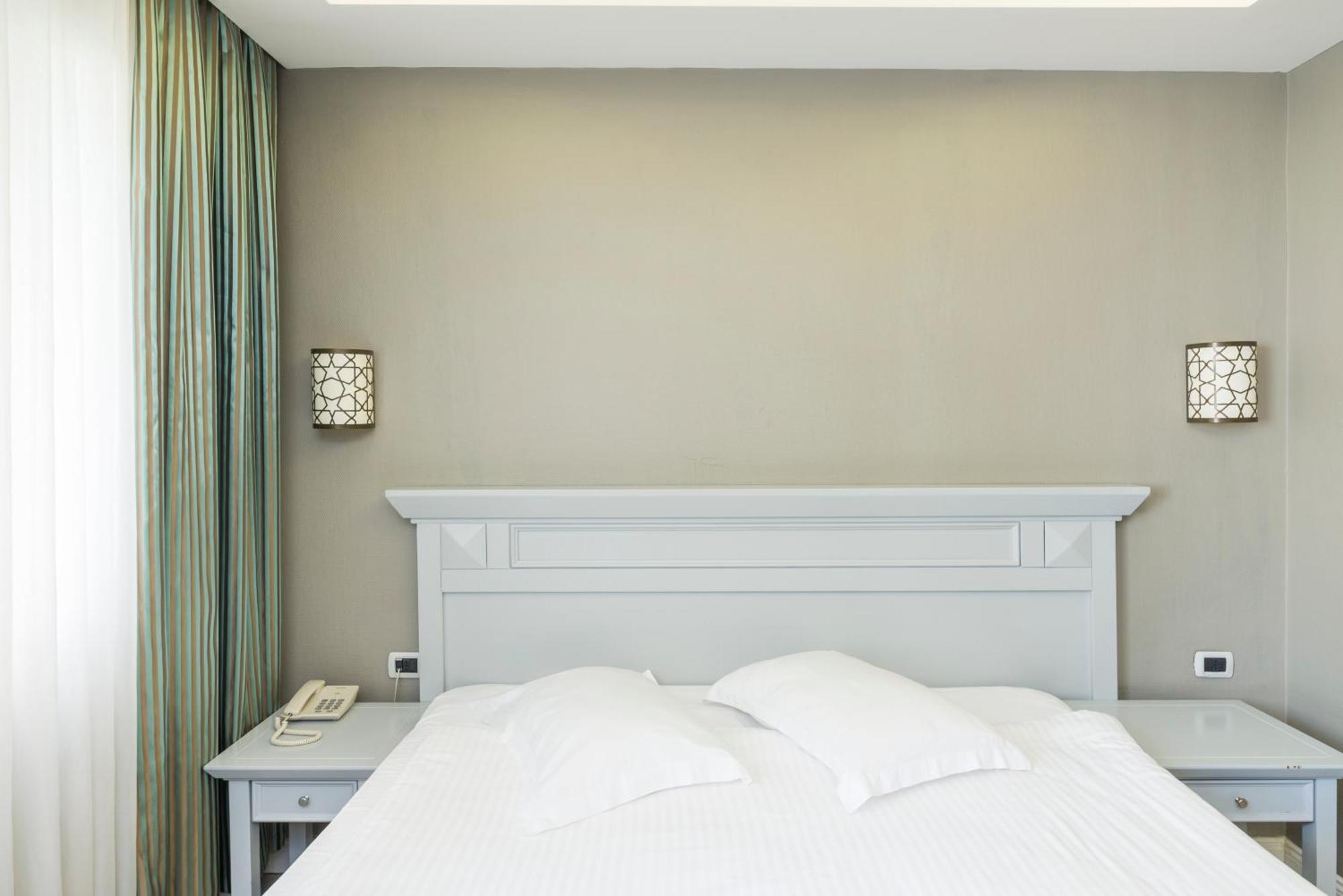 Semsan Hotel Истанбул Екстериор снимка